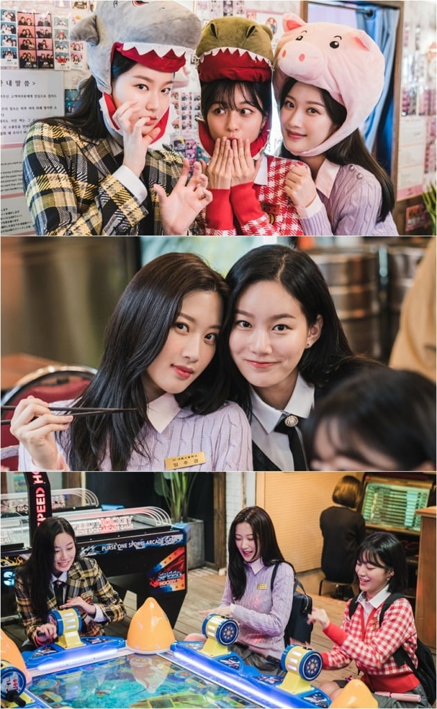 '여신강림' 문가영, 박유나, 강민아가 '새봄걸즈'를 결성한다. / 사진제공=tvN