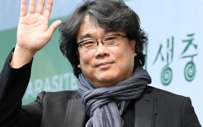봉준호 감독, "코로나19 사라지고 영화 돌아올 것" 낙관