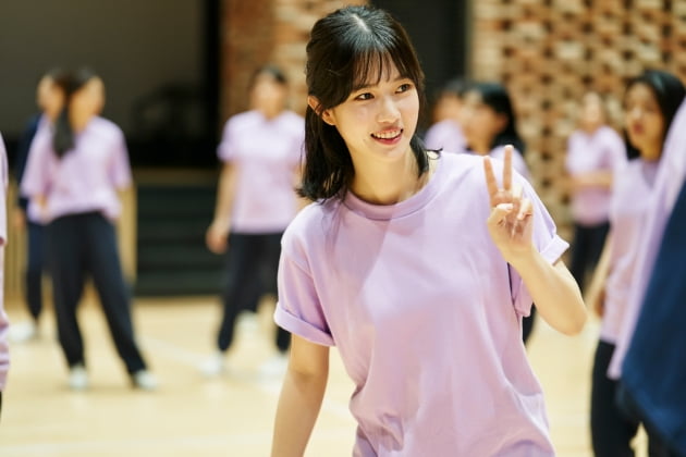 '라이브온' 현장 비하인드컷. /사진제공=플레이리스트