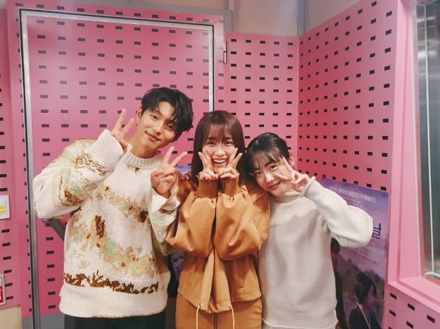 배우 하준, 소주연이 '씨네타운'에 출연했다. / 사진='씨네타운' 인스타그램