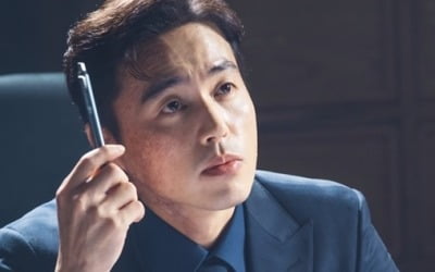 '바람피면 죽는다' 오민석, 매서운 독사 눈빛