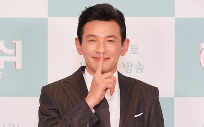 '허쉬' 황정민 "8년 만의 드라마 복귀, 피부가 걱정"