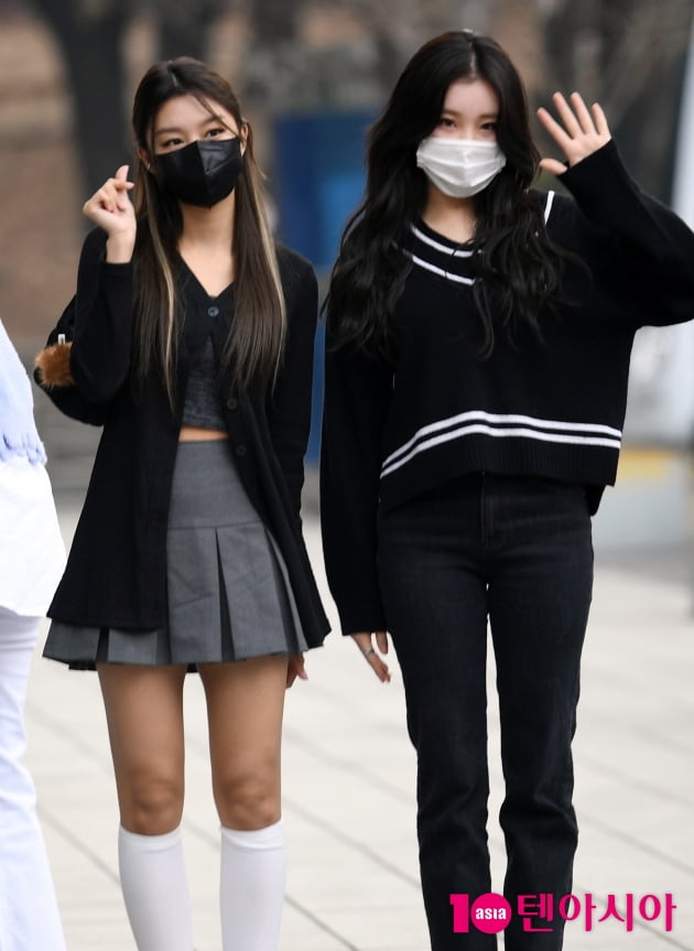 [TEN 포토] 모모랜드 혜빈-주이 '이런 투샷 처음이지'
