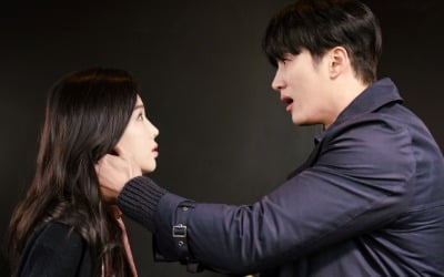 '카이로스' 안보현, 남규리 살렸다…'애틋 포옹'