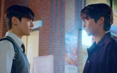 '여신강림' 차은우, 황인엽에 가려는 문가영 붙잡았다…삼각로맨스 시작