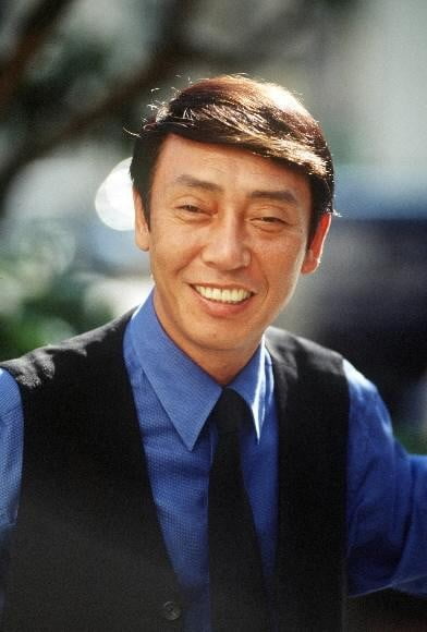 배우 박윤배