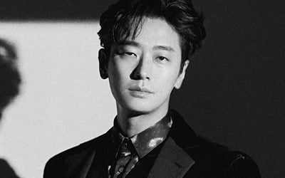 주지훈 "삶은 한 치 앞도 예측할 수 없어" [화보]