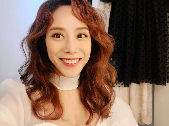 조민아, 임신 중 웨딩촬영…말라도 너무 마른 몸매