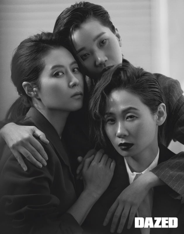 "환상의 조합"…문소리·김선영·장윤주, '세자매'의 폭발적인 시너지