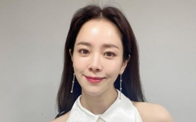 한지민, 새해 인사 "건강하게, 가까이 만날 수 있길"