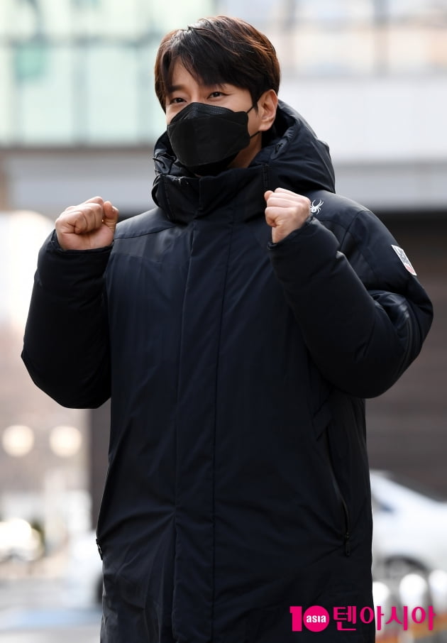 [TEN포토] 황치열 '올해도 파이팅'