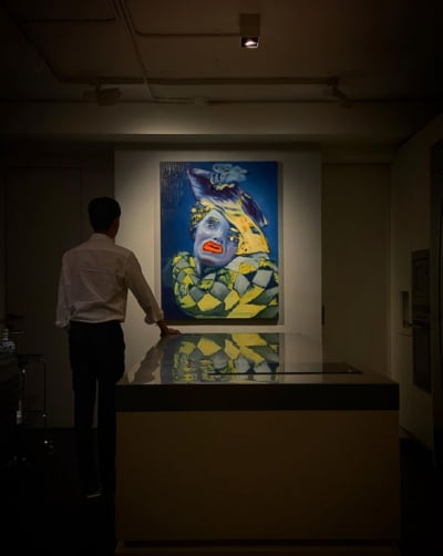 빅뱅 탑 근황, 여전한 미술 애호가