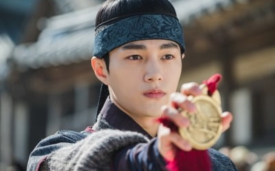 '암행어사' 김명수, 냉철한 카리스마부터 츤데레 매력까지 '이겸 홀릭'