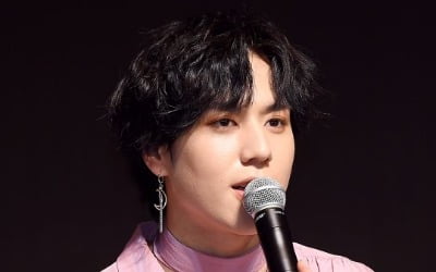 갓세븐 유겸, AOMG 이적설…JYP "재계약 다각도 논의 중"