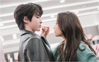 '여신강림' 문가영X황인엽, '숨멎' 초밀착