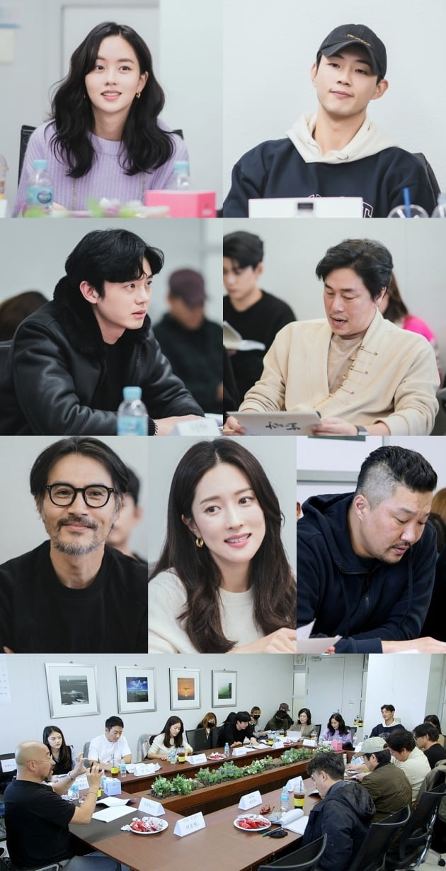 '달이 뜨는 강' 첫 대본리딩 현장./사진제공=빅토리콘텐츠