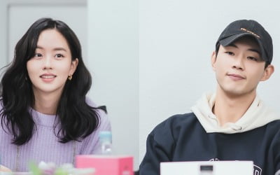 김소현X지수 '달이 뜨는 강', 첫 대본리딩 현장…평강♥온달 '완벽 케미'