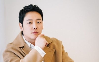 '너는 나의 봄' 김동욱, 정신과 전문의 변신…서현진과 만남 '설렘↑'