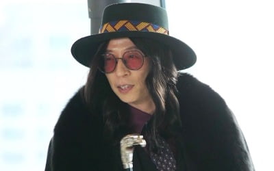 '놀면 뭐하니?' 유재석 새 부캐 카놀라유, 2021년 예능 청사진 그린다