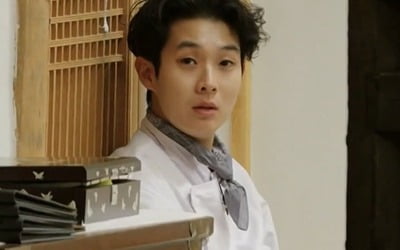 [스타탐구생활] 최우식, '윤스테이'에 필요한 똘똘한 인턴 한 명