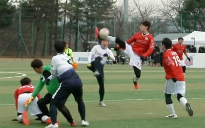'뭉쳐야 찬다' 김병현, 1년 3개월 축구경력 '인생골' 나온다