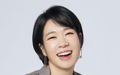 '동백꽃'부터 '경이로운소문'까지, 그곳엔 염혜란이 있다