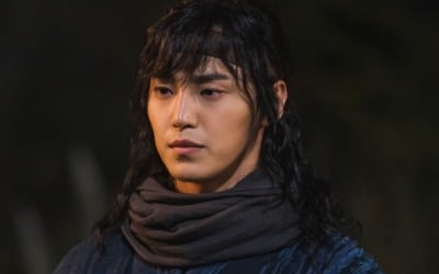 '암행어사' 이태환·조수민, 마주서서 오간 이야기는?