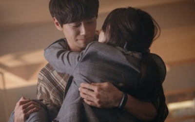 '제그마요' 이준영, 쓰러진 송하윤 번쩍 들었다 '박력 폭발'