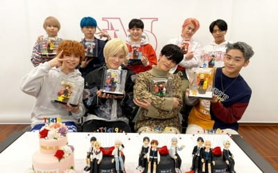 T1419, 데뷔 첫 자축 라이브 성료 "진짜 데뷔…우리는 이제 시작!"