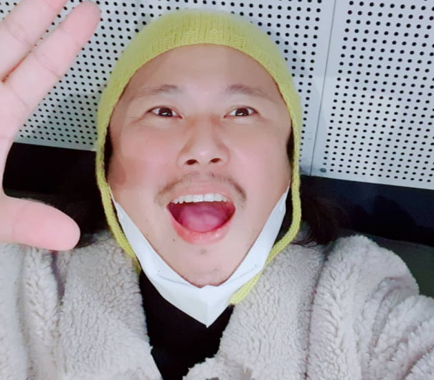 /사진=육중완 인스타그램
