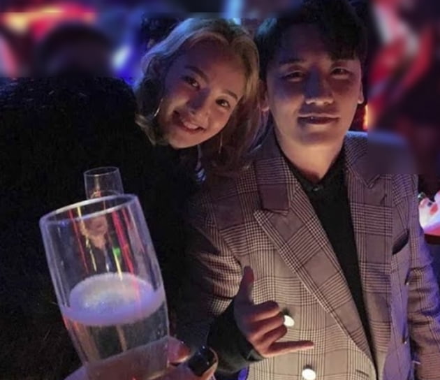 효연 승리 /사진=온라인 커뮤니티