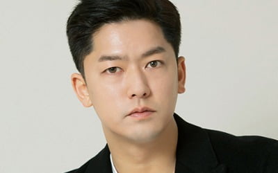 '스토브리그' 이용우, 송강호·비 소속된 써브라임과 전속계약 [공식]