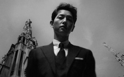 '빈센조' 송중기, 흑백 뚫고 나온 카리스마