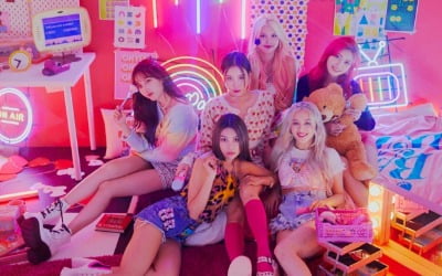 "가장 유니크해"…모모랜드, 투쿨포스쿨 전속 모델 발탁