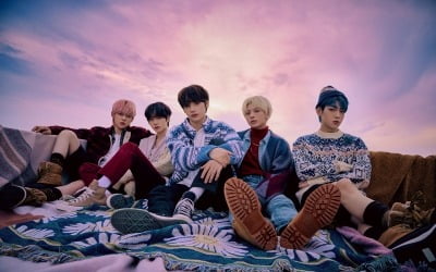 투모로우바이투게더, 이틀째 日 오리콘 데일리 앨범차트 1위 [공식]