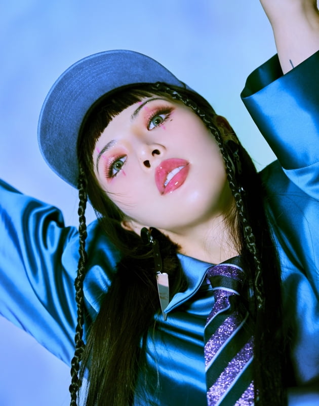 현아, 새 앨범 'I'm Not Cool' 트랙리스트 공개 /사진=피네이션 제공