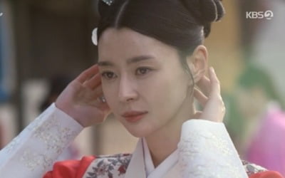 '암행어사' 권나라, 치명적 마님 등장 '프로 위장러'