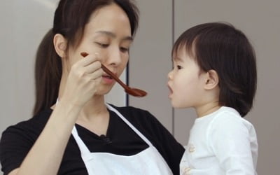 '편스토랑' 박정아, 21개월 딸 아윤이 최초 공개