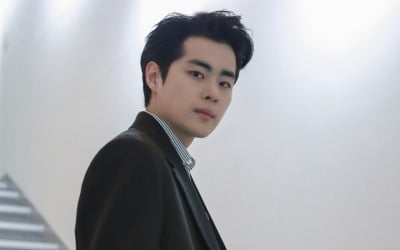 [TEN 인터뷰] '경이로운 소문' 조병규 "다작 비결? 일이 곧 쉼이죠"