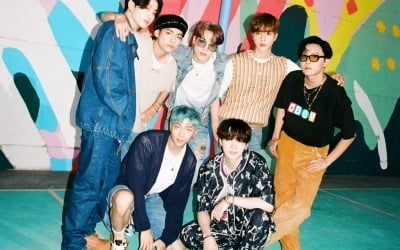 방탄소년단 'Dynamite', 日 오리콘차트 연속 '누적 밀리언' 돌파 [공식]