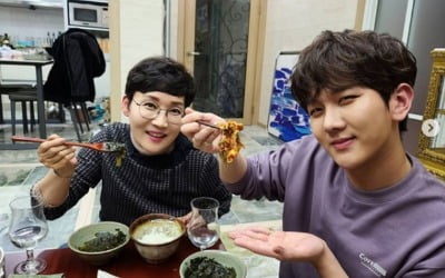 김수찬, 팽현숙과 다정한 포즈 "현숙누나 감사해요"