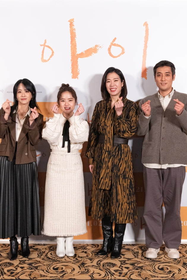 "심금 울렸다"…김향기X류현경X염혜란 '아이', 설 연휴 '힐링무비' [종합] 