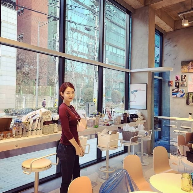 [TEN 이슈] 오정연, 코로나19로 결국 카페 폐업…홍석천·이종석·강원래도