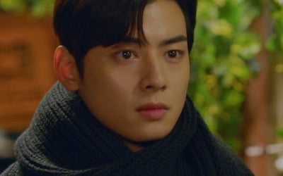 '여신강림' 황인엽, 차은우 보란 듯 문가영 포옹…삼각 로맨스 결말은?