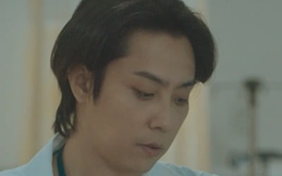 젝키X유희열 '뒤돌아보지 말아요' 음원 차트 1위