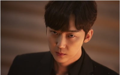 '펜트하우스2' 윤종훈, 흑화 예고…병약 지우고 섹시만 남았다