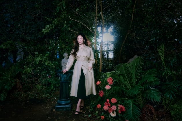 송혜교, 숲 속의 여신으로 변신…'예쁨 교과서'