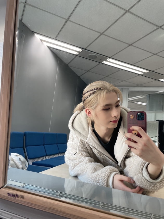 사진=원어스 공식 SNS