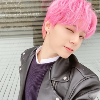 원어스, 투문 향한 진한 ♥ "많이 좋아해 달님들"