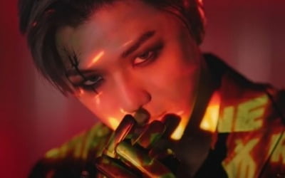 강다니엘 'PARANOIA' MV 49시간 만에 1000만뷰 돌파